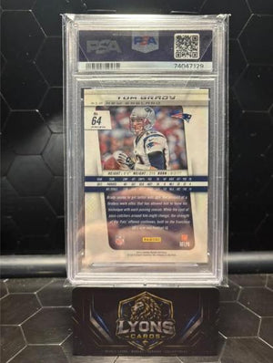 2013 Panini Prizm #64 Tom Brady Blue Prizm PSA 10