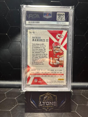 2020 Panini Phoenix Patrick Mahomes II #45 Fire Burst PSA 10