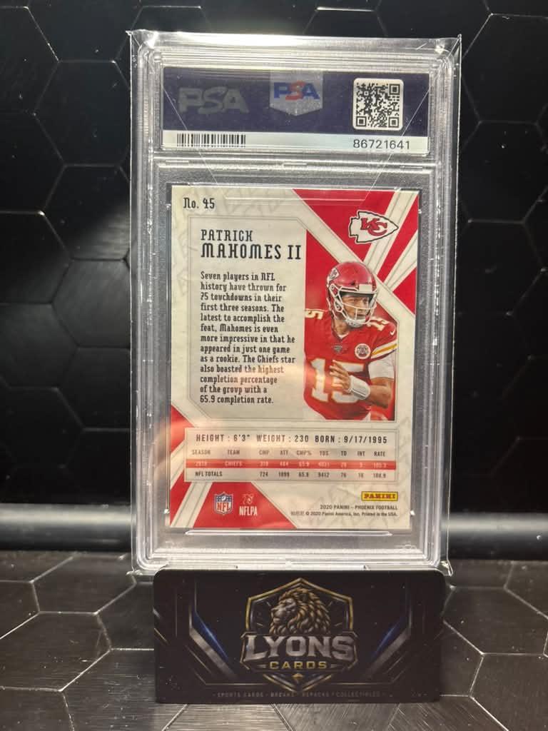 2020 Panini Phoenix Patrick Mahomes II #45 Fire Burst PSA 10