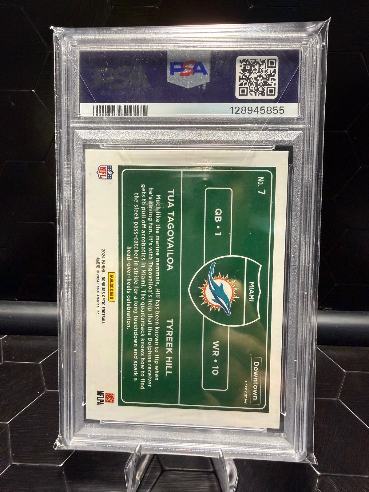 2024 Donruss Optic #7 Tua Tagovailoa / Tyreek Hill Downtown Duos PSA 9