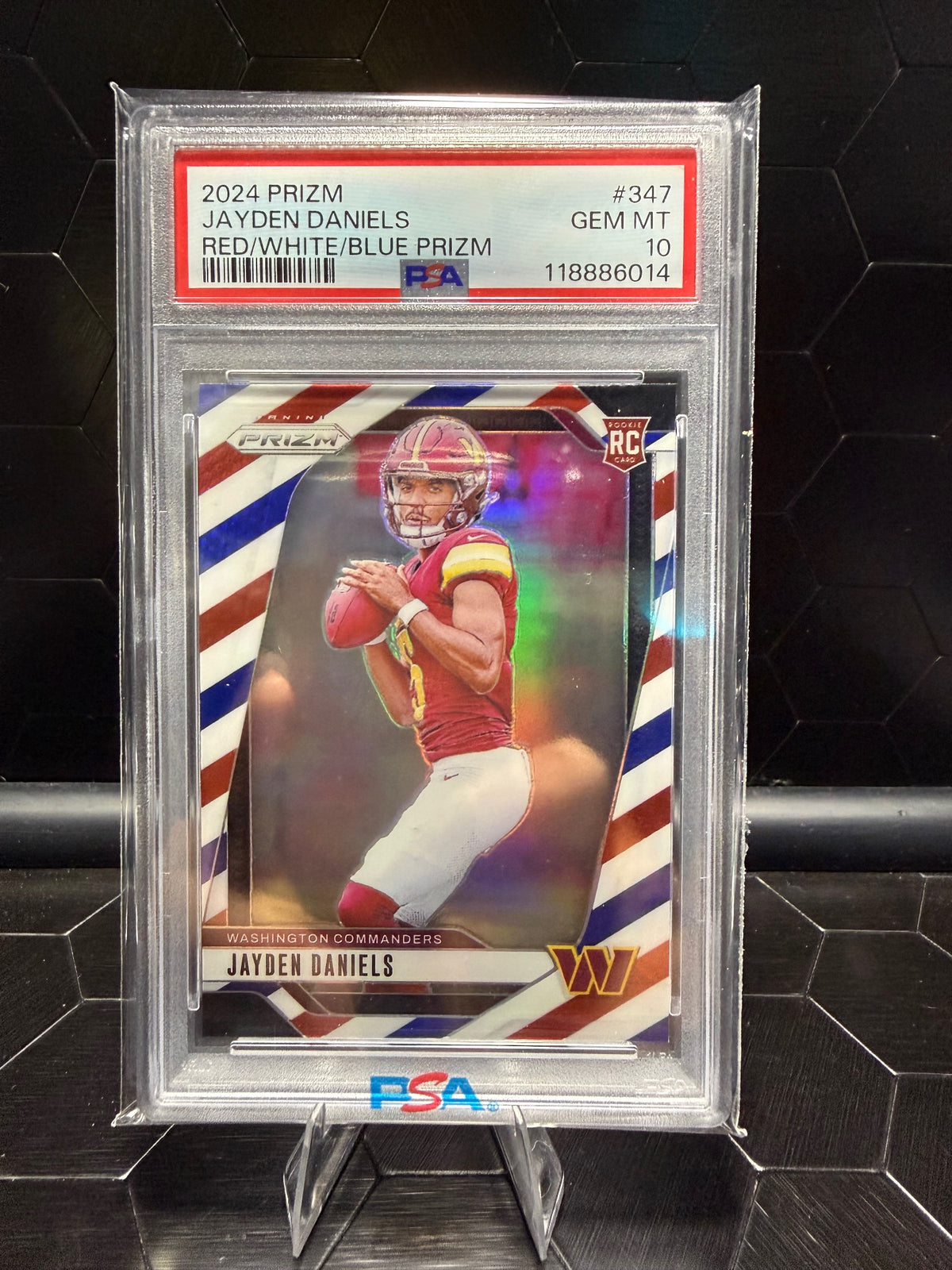 2024 Panini Prizm #347 Jayden Daniels Pink PSA 10
