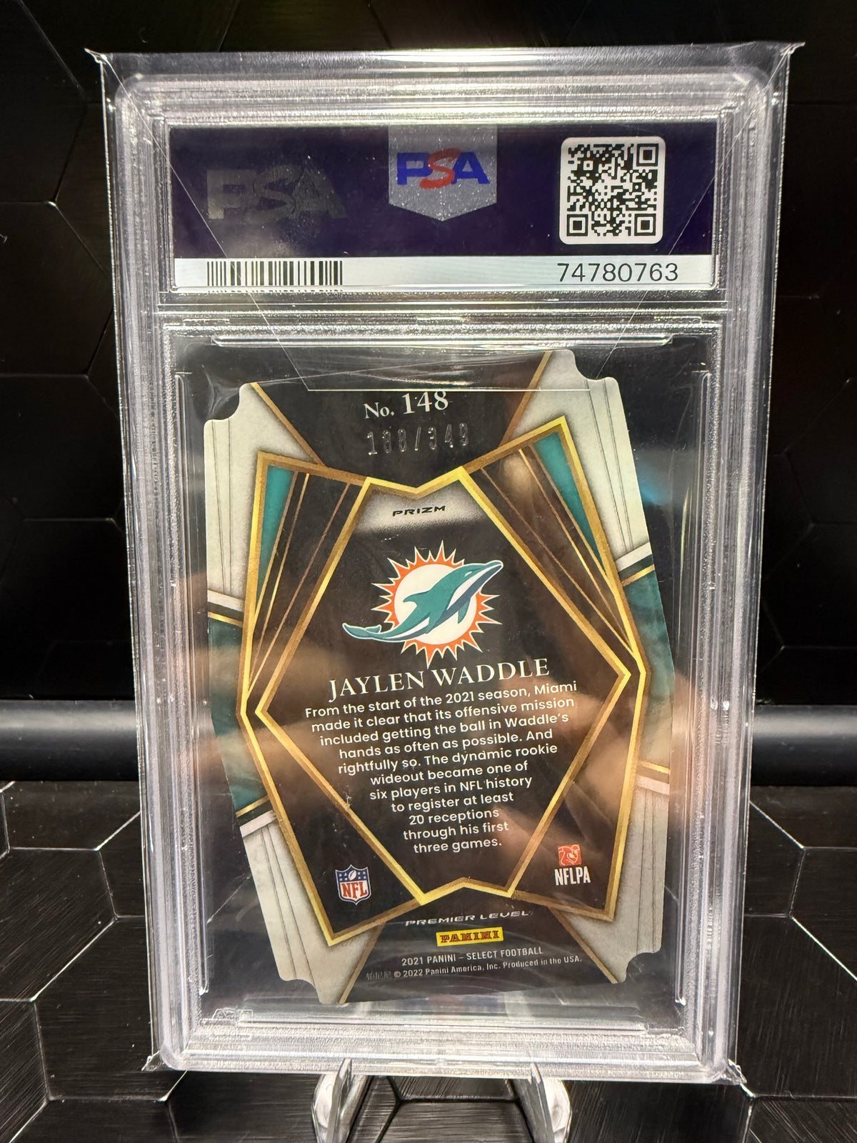 2021 Panini Select Jaylen Waddle #148 Die-Cut Neon Green Prizm RC /349 PSA 9