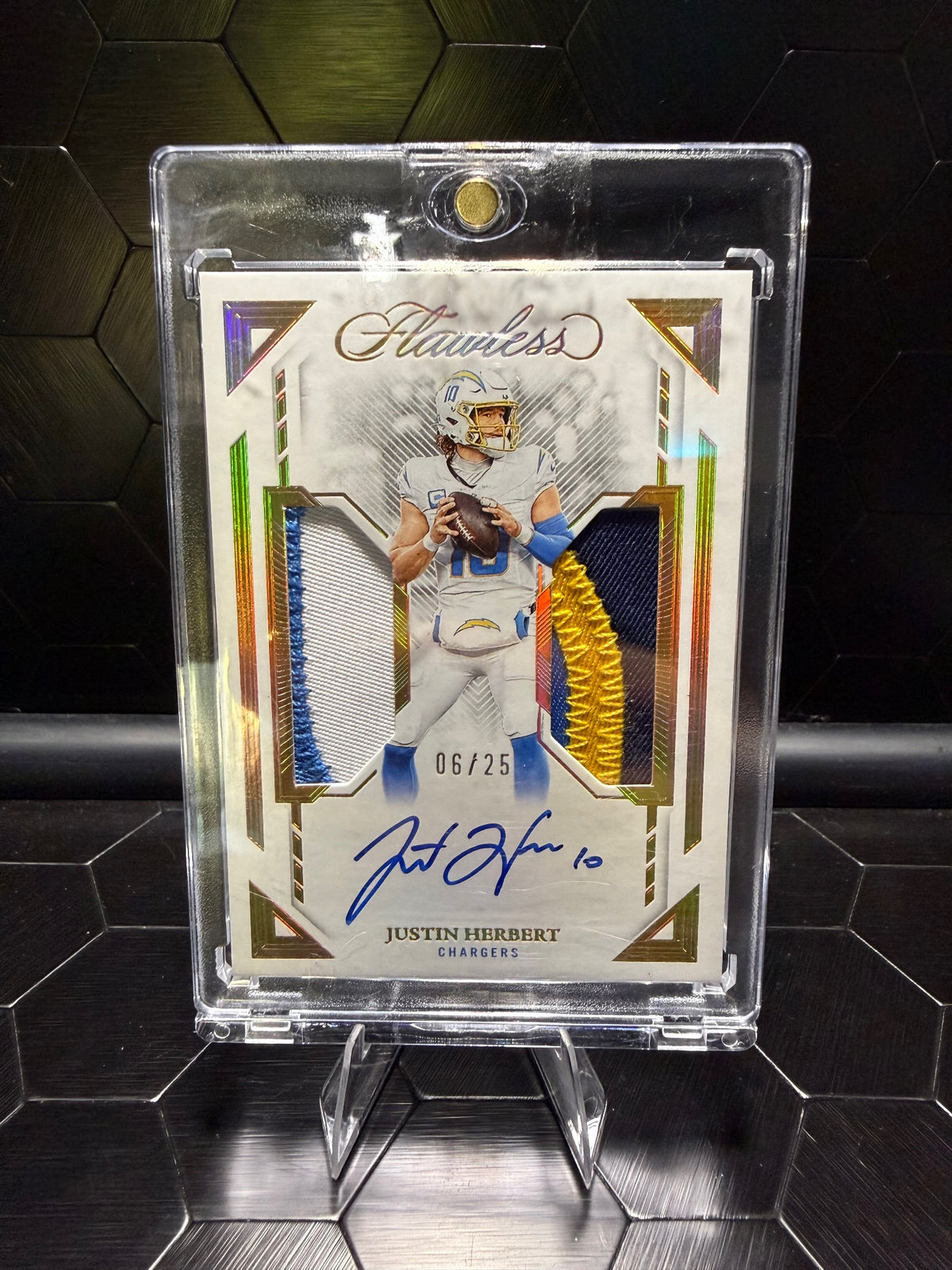 2023 Panini Flawless Justin Herbert Dual Patch Auto #DPA-JHE /25