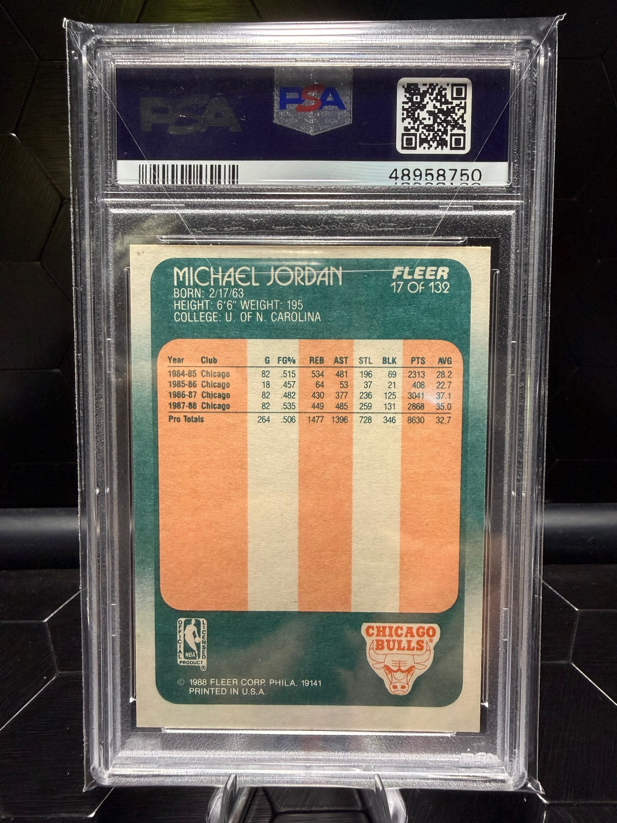1988-89 Fleer Michael Jordan #17 PSA 7