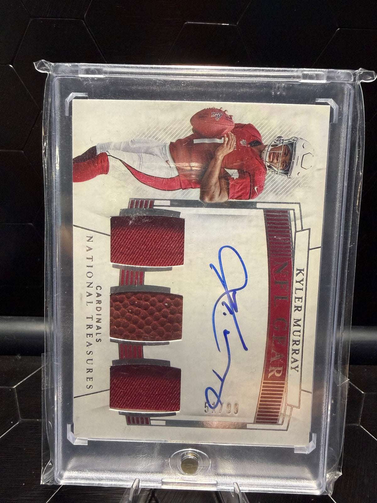 2019 National Treasures Kyler Murray #RST-KM Triple Relic Auto /99 RC