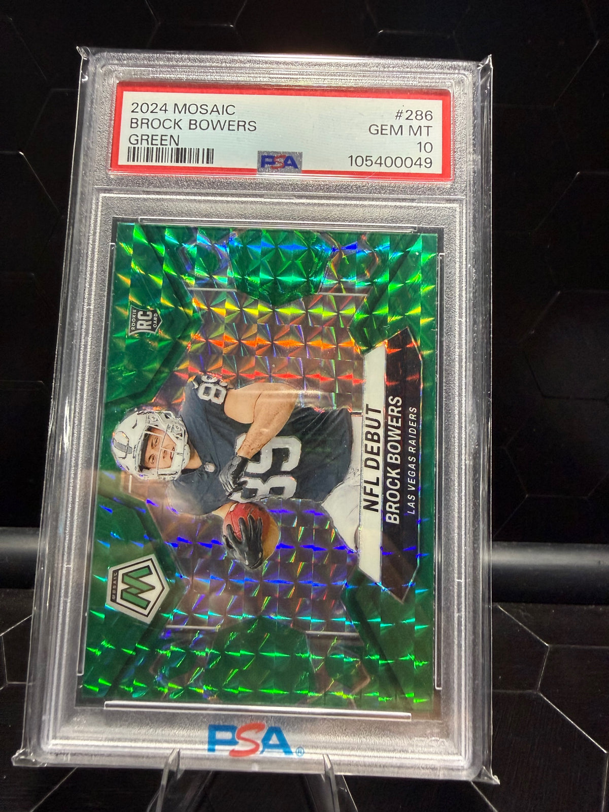 2024 Panini Mosaic Brock Bowers  Green #286 PSA 10