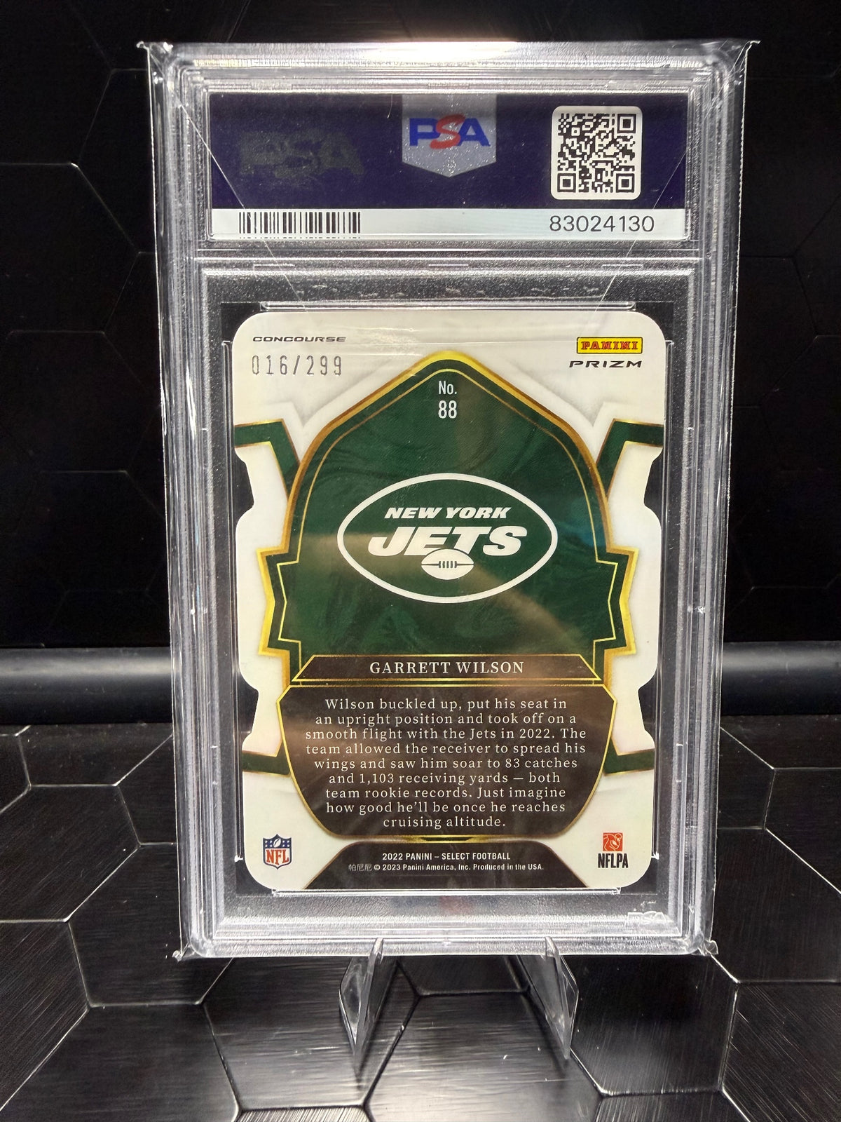 2022 Panini Select #88 Garrett Wilson Die-Cut Neon Green Prizm /299 PSA 10