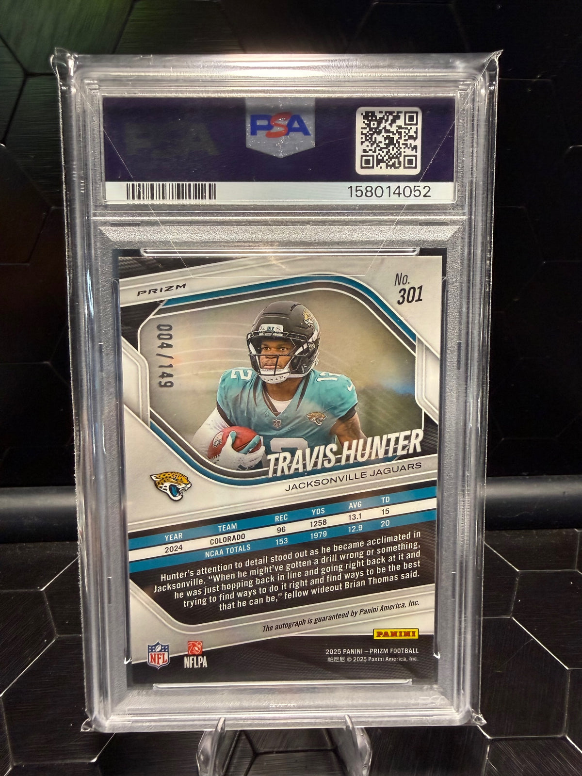 2025 Panini Prizm Travis Hunter #301 Red Wave Rookie Auto /149 PSA 10