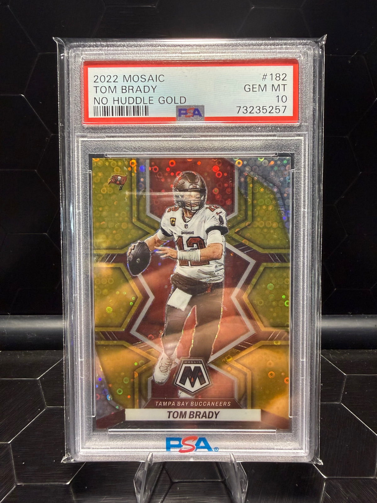 2022 Panini Mosaic Tom Brady #182 No Huddle Gold /10 PSA 10