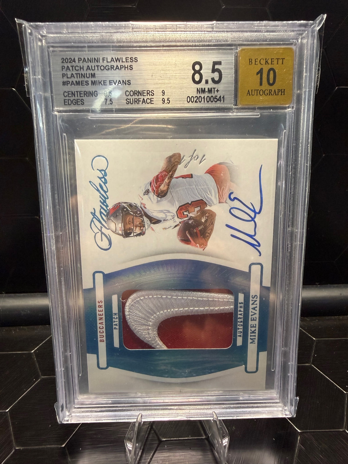 2024 Panini Flawless Mike Evans #PAMES Patch Auto Platinum 1/1 BGS 8.5 Auto 10