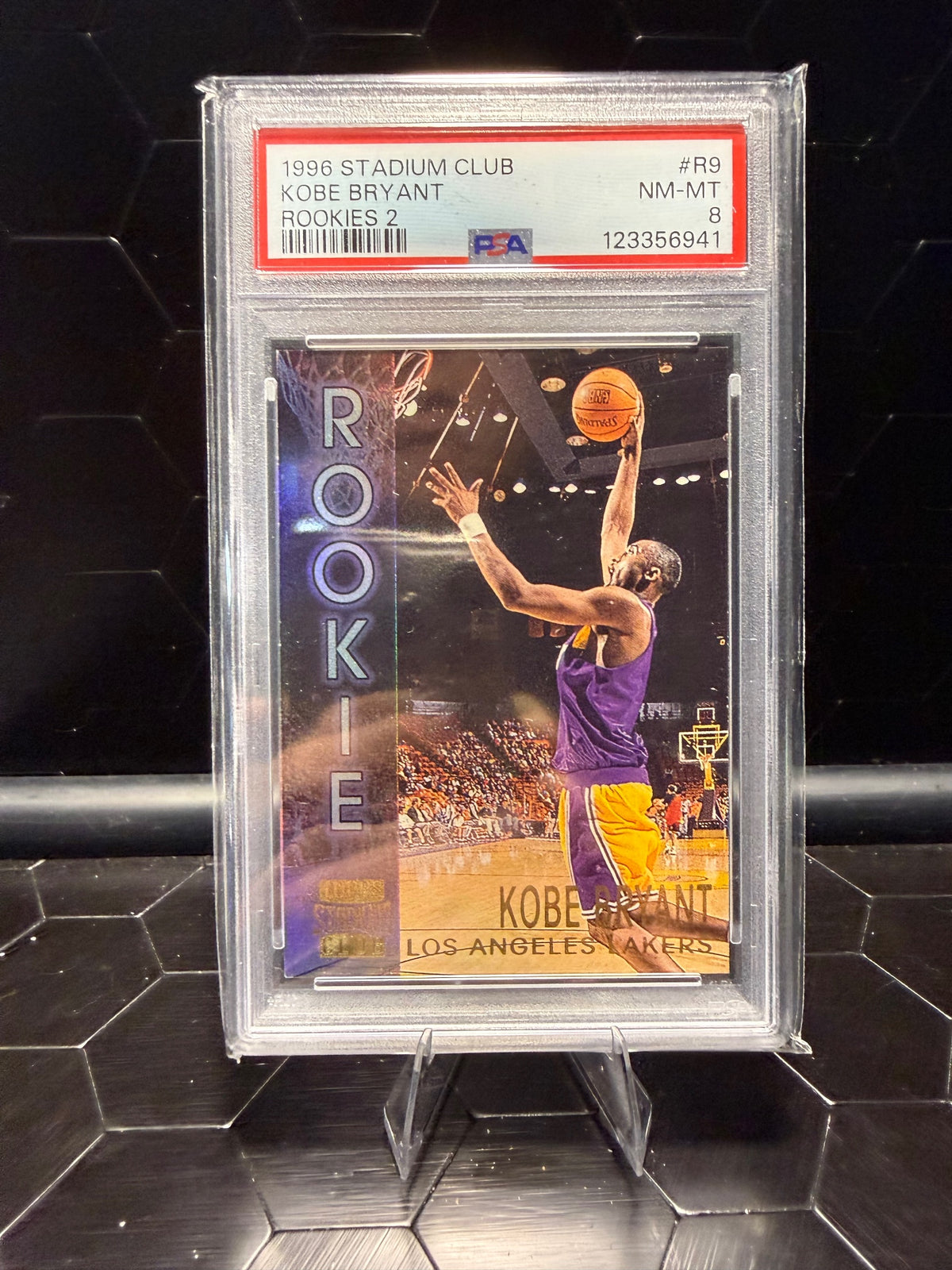 1996-97 Stadium Club #R9 Kobe Bryant Member's Only Rookies (Series Two) PSA 8