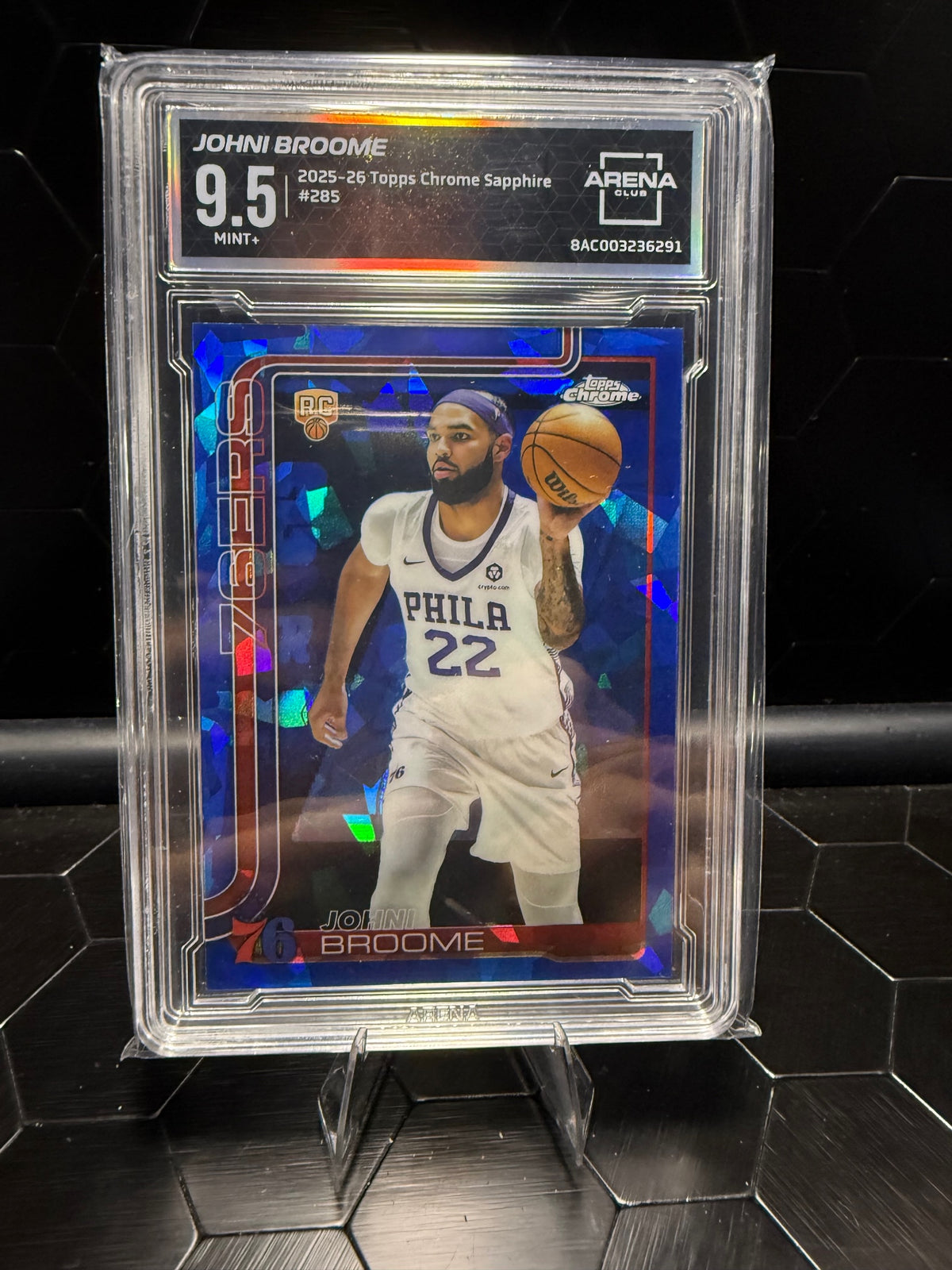 2025–26 Topps Chrome Sapphire Johni Broome #285 RC Arena Club 9.5