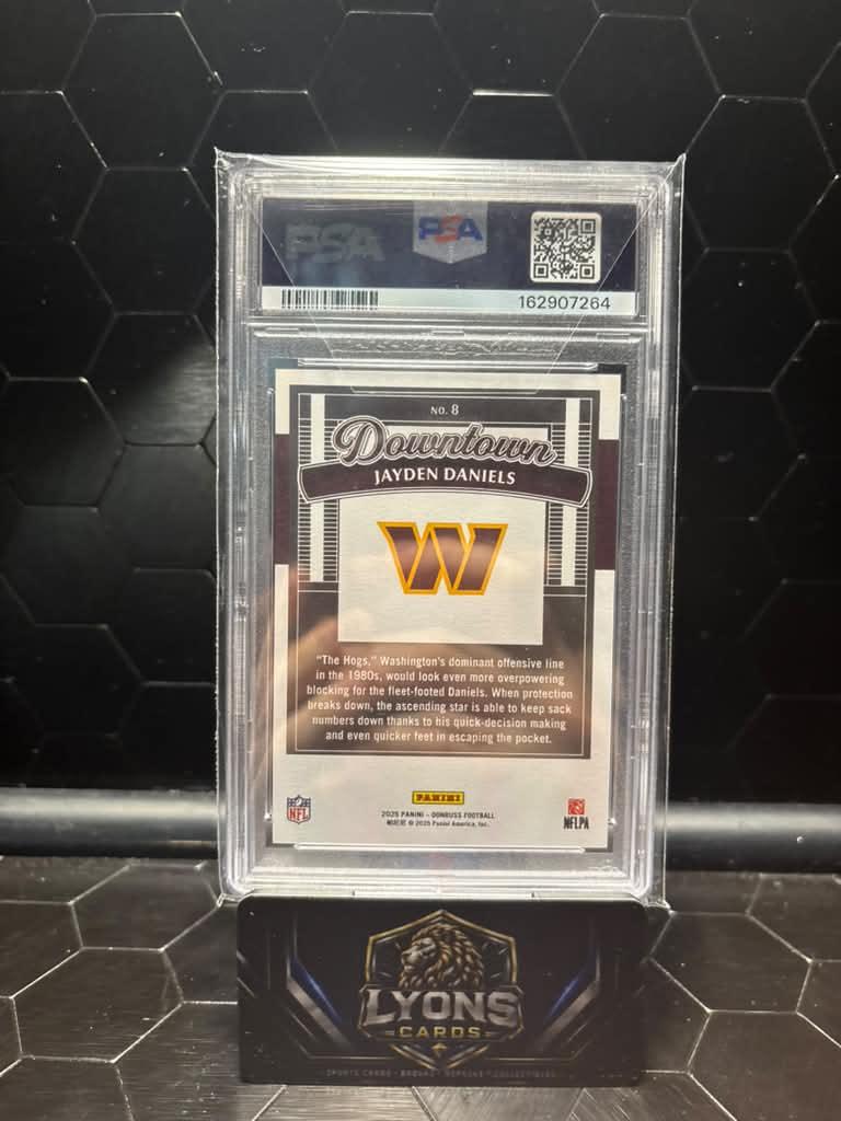 2025 Donruss Jayden Daniels #8 Downtown Horizontal PSA 10