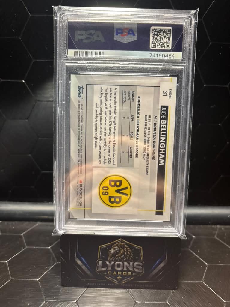 2020-21 Topps Chrome #31 Jude Bellingham Sapphire Edition PSA 10