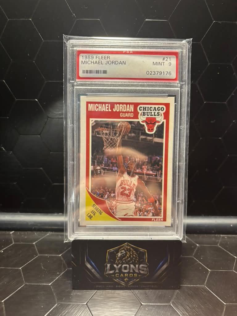 1989-90 Fleer #21 Michael Jordan PSA 9