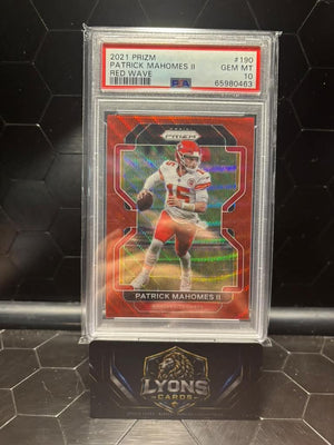 2021 Panini Prizm Patrick Mahomes II #190 Red Wave 049/149 PSA 10