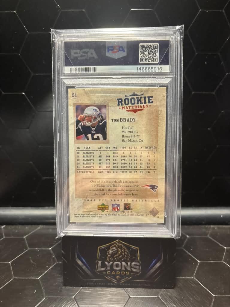2005 Upper Deck NFL Rookie Materials Tom Brady #51 PSA 8