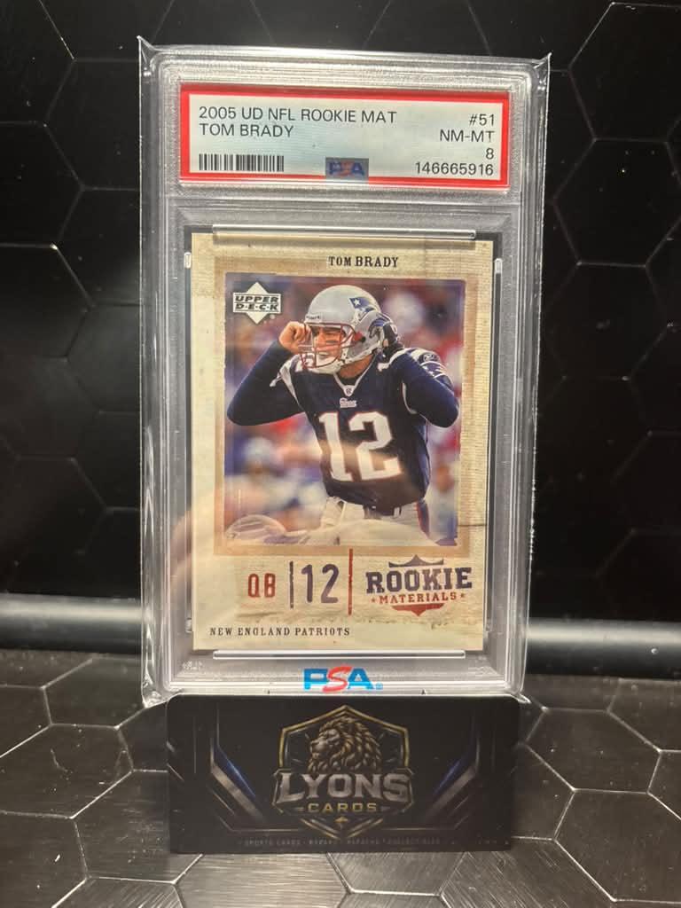 2005 Upper Deck NFL Rookie Materials Tom Brady #51 PSA 8