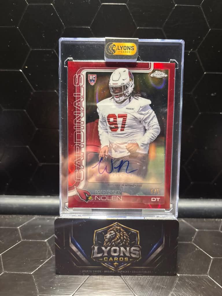 2025 Topps Chrome Walter Nolen #RRA-WN Red Refractor Auto 4/5 RC