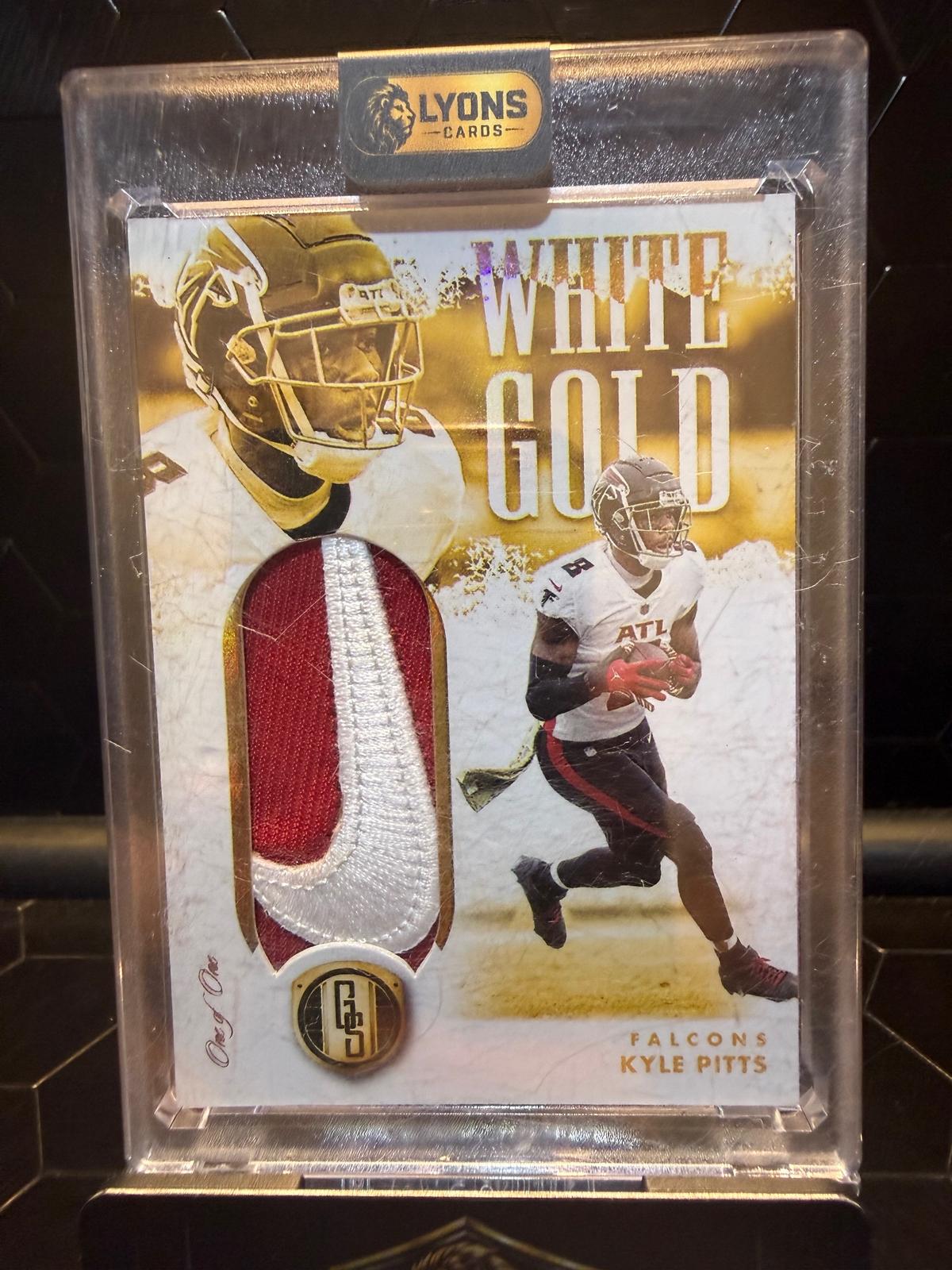 2022 Panini Gold Standard Kyle Pitts #WG-KPJ White Gold Patch 1/1