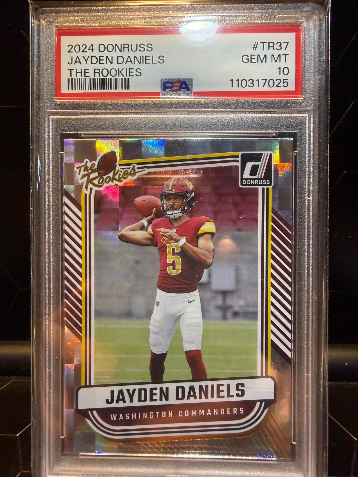 2024 Donruss #TR-37 Jayden Daniels The Rookies PSA 10